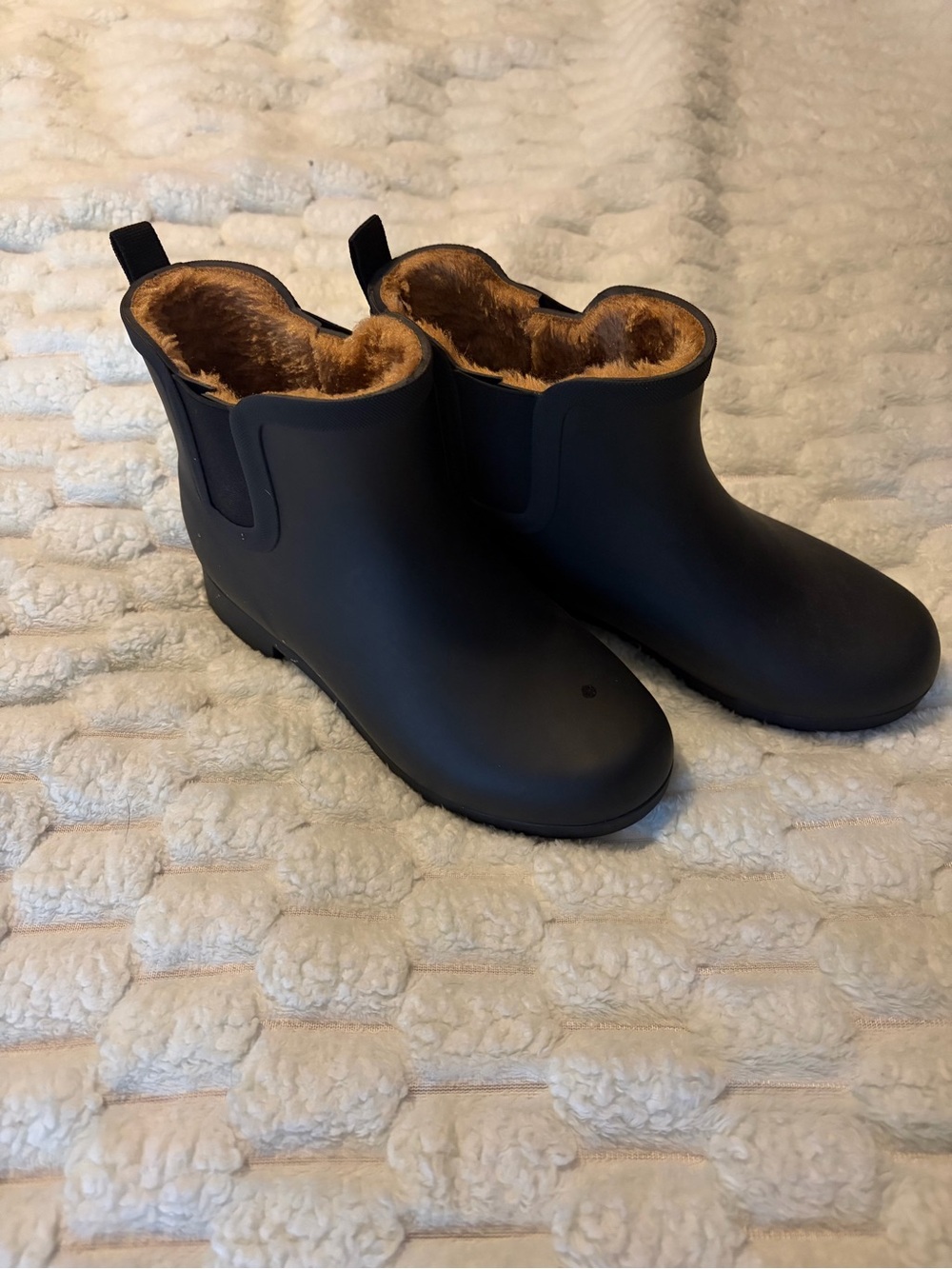 Women's Black Fleece-Lined Ankle Rain Boots